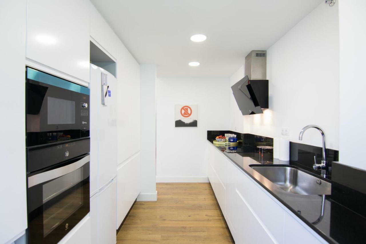 Homeforguest Stylish And Modern Apartment Overlooking Las Canteras Las Palmas de Gran Canaria Eksteriør billede