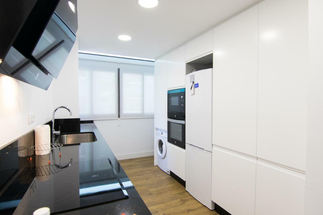 Homeforguest Stylish And Modern Apartment Overlooking Las Canteras Las Palmas de Gran Canaria Eksteriør billede