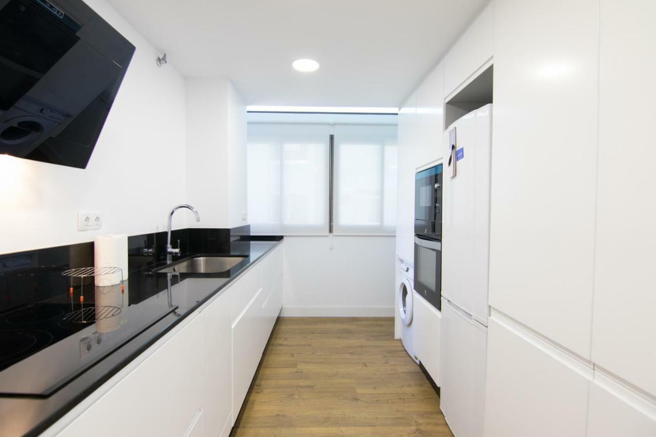 Homeforguest Stylish And Modern Apartment Overlooking Las Canteras Las Palmas de Gran Canaria Eksteriør billede
